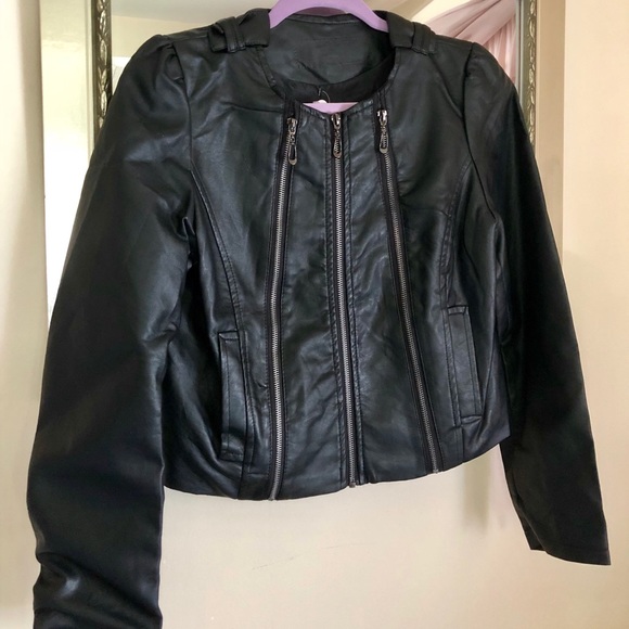 Faux Leather jacket - Picture 2 of 7